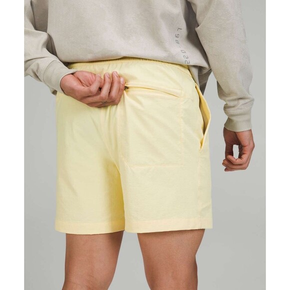Lululemon Men Bowline Short 5” Stretch Ripstop CPRY Caprese Yellow Sz XXL New - Picture 3 of 9